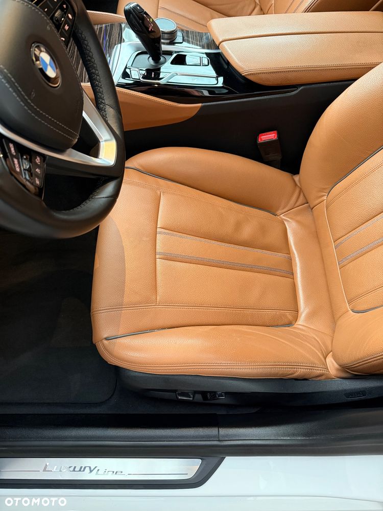 BMW Seria 5 520i mHEV Luxury Line sport - 24