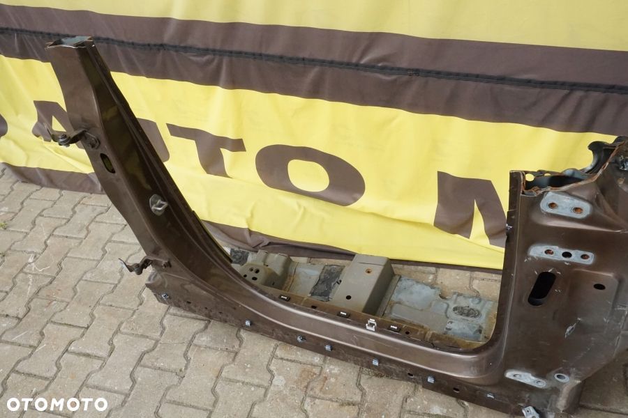 FORD BRONCO SPORT - 2022 - Ćwiartka Prawa Przód Przednia Słupek Próg USA - 5