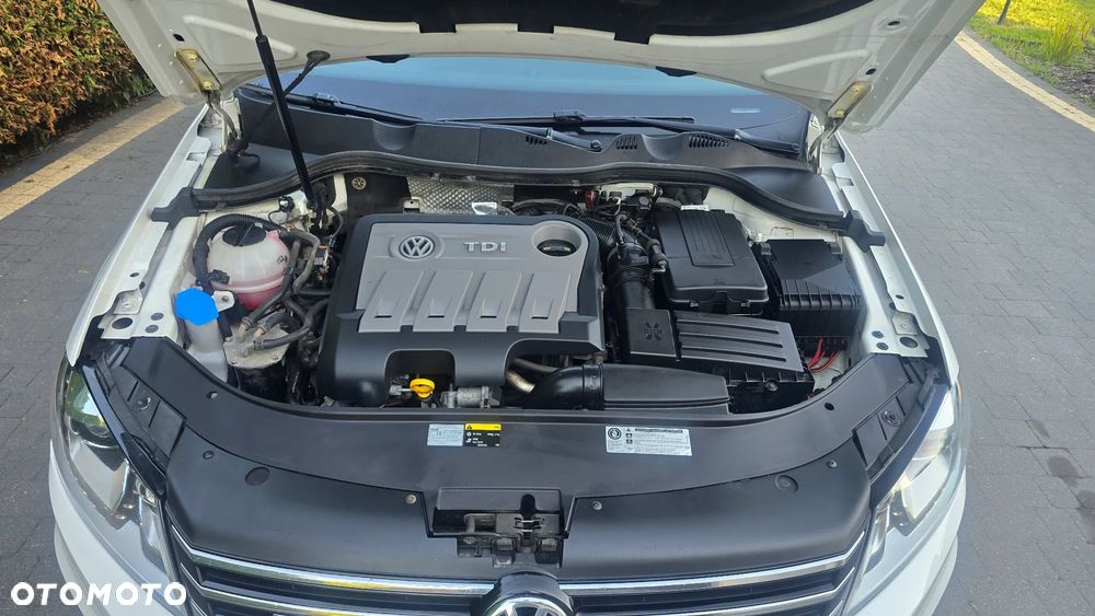 Volkswagen Passat 2.0 TDI 4Motion DSG BlueMotion Tech R-Line - 15