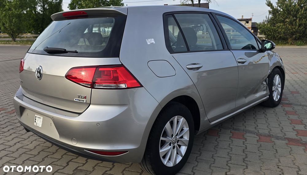 Volkswagen Golf 1.6 TDI BlueMotion Technology Comfortline - 20