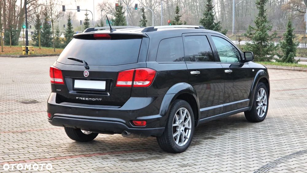 Fiat Freemont 2.0 Multijet Lounge AWD - 11