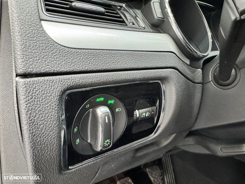 Skoda Superb Break 1.6 TDI Active Greenline - 15