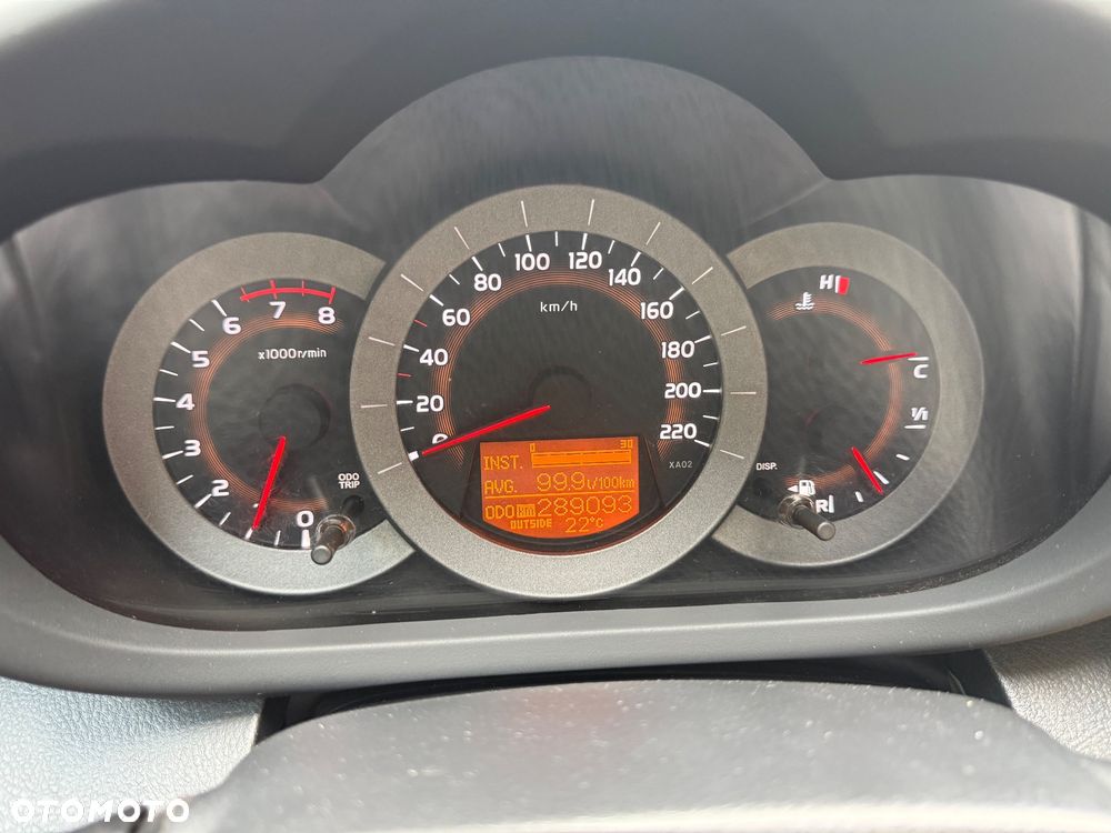 Toyota RAV4 2.0 VVT-i Sol - 37