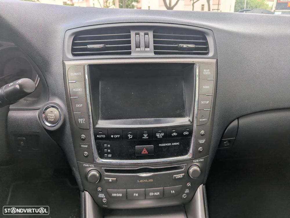 Lexus IS 220 d Executive 5G - 12