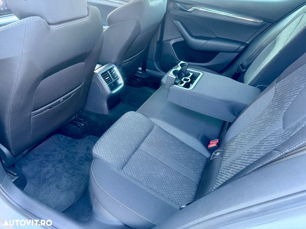 Skoda Octavia 2.0 TDI (Green tec) Style - 10