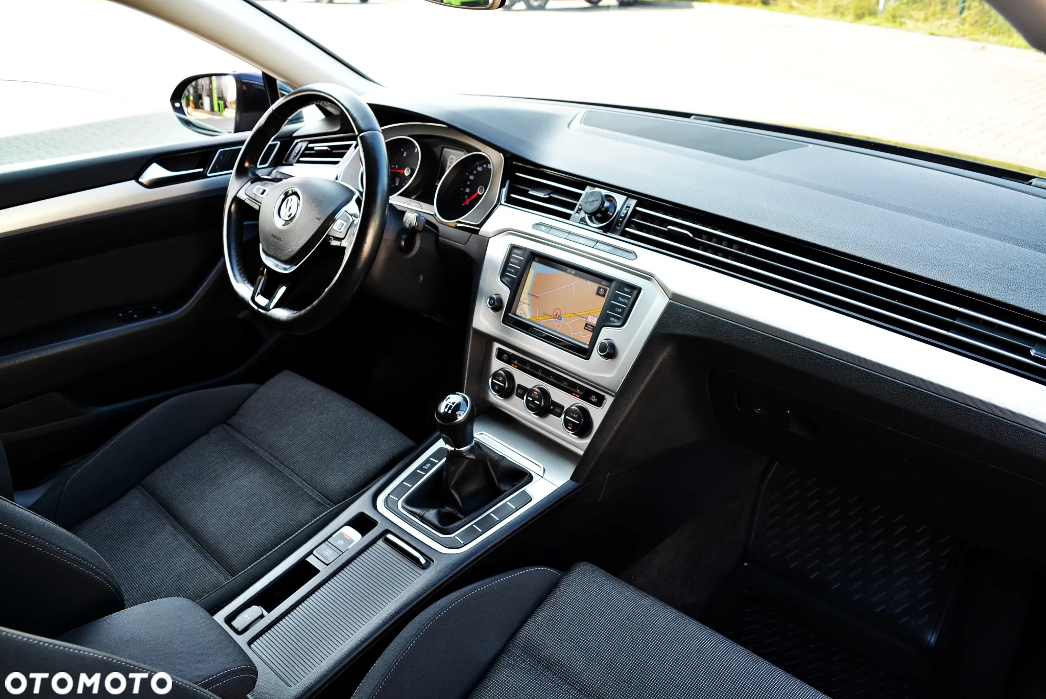 Volkswagen Passat 2.0 TDI BMT Highline - 6
