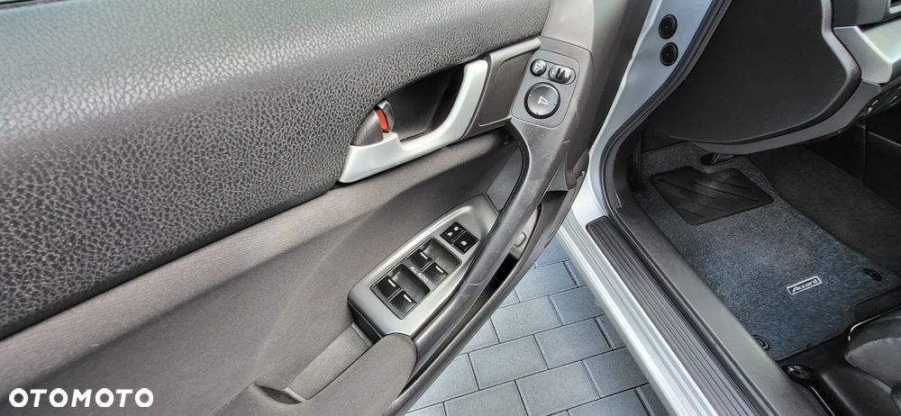 Honda Accord 2.0 Elegance - 19