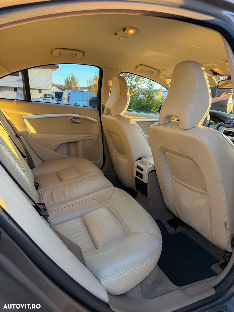 Volvo S80 D5 Momentum - 5