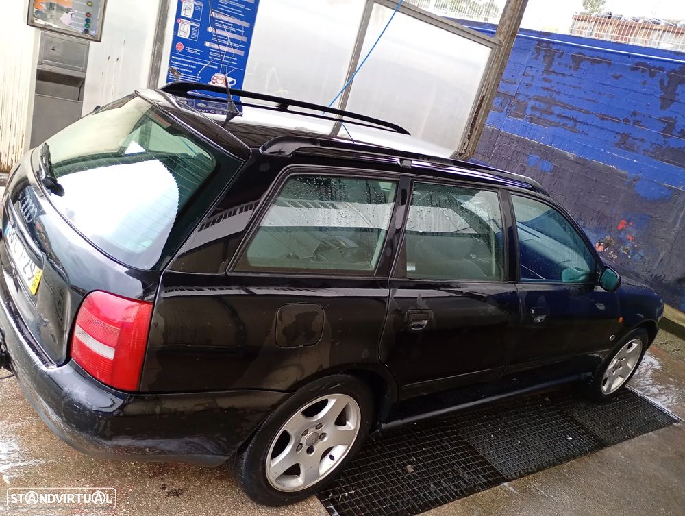 Audi A4 Avant 1.9 TDI Attraction - 2