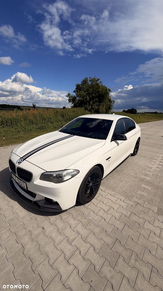 BMW Seria 5 525d xDrive - 7