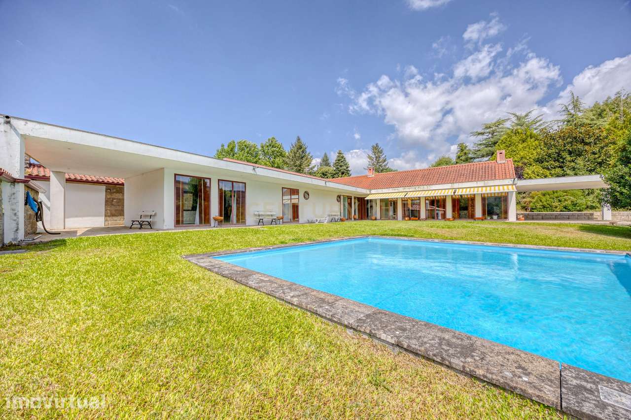 Encantadora Quinta Santa Luzia, 28 Hectares junto ao Rio Coura em Cova - Grande imagem: 3/60
