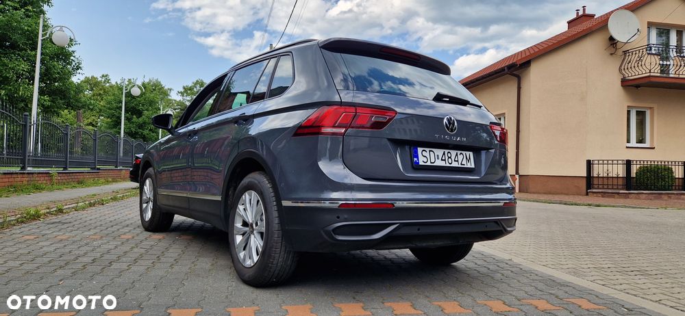 Volkswagen Tiguan - 9