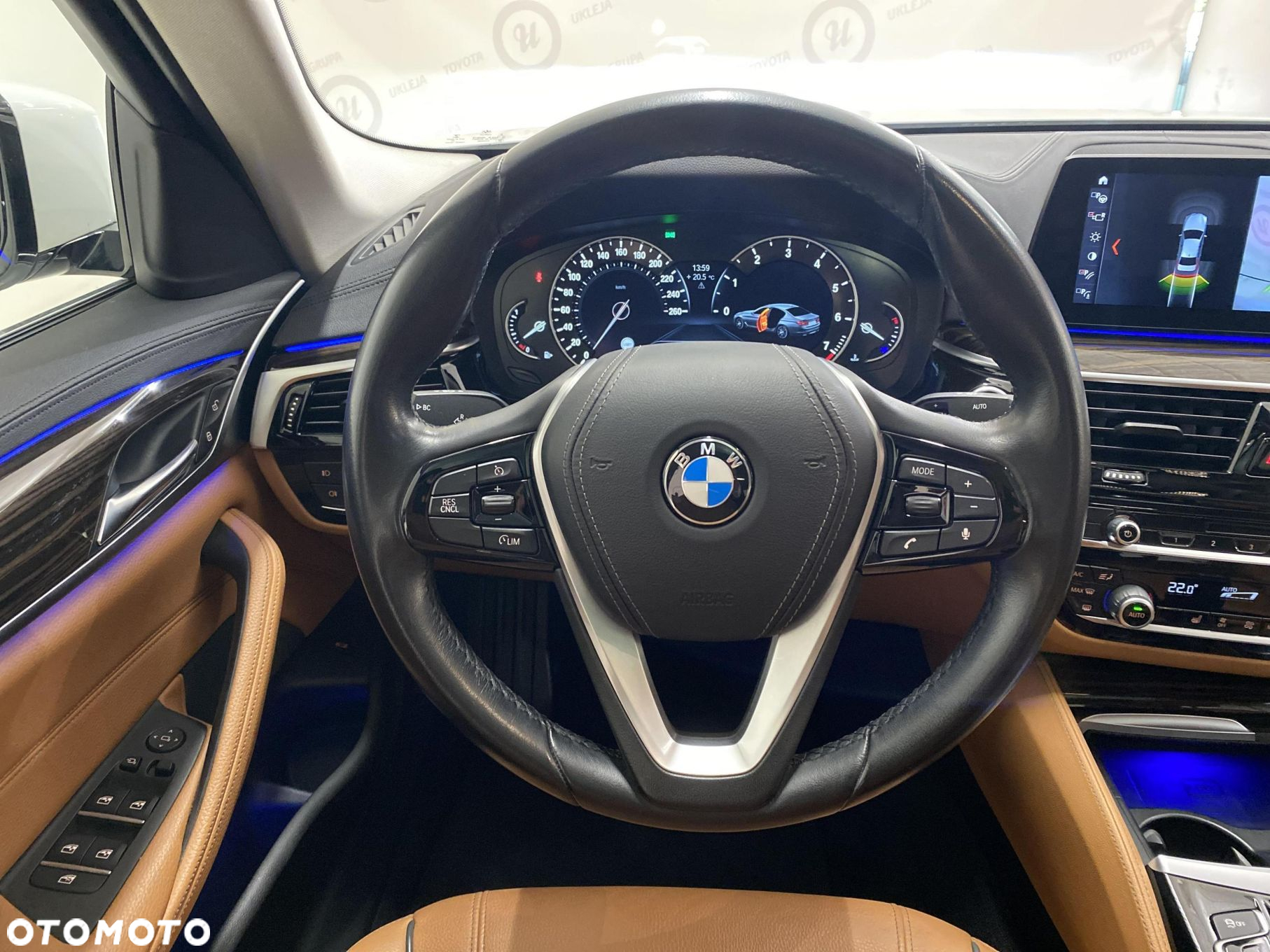 BMW Seria 5 530i Luxury Line - 11