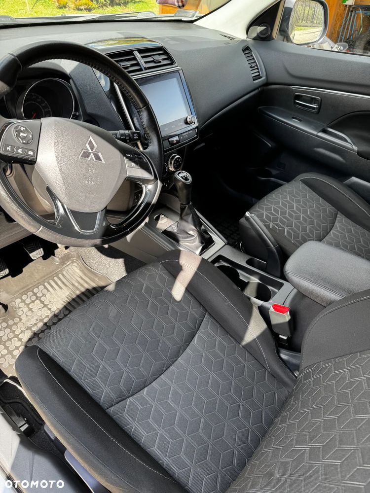 Mitsubishi ASX 2.0 Intense - 17