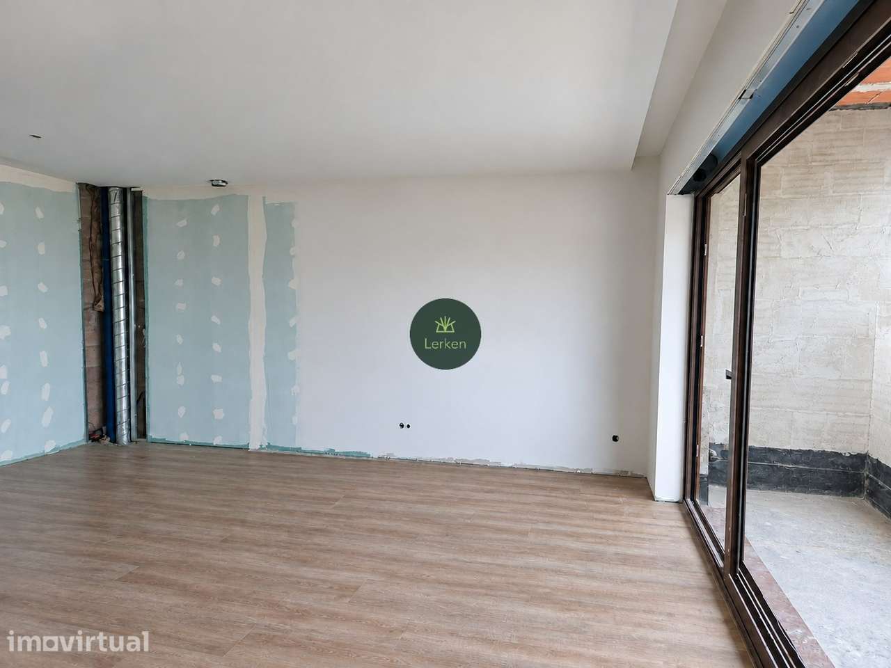 T2 novo com varanda em Vila Verde - Grande imagem: 3/17