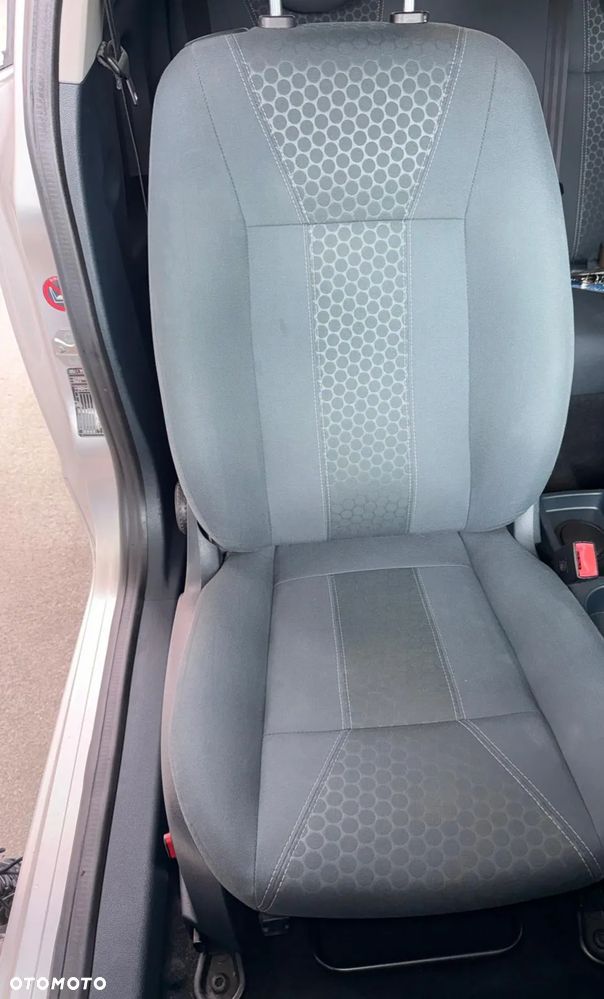 Ford Fiesta 1.4 Titanium - 12