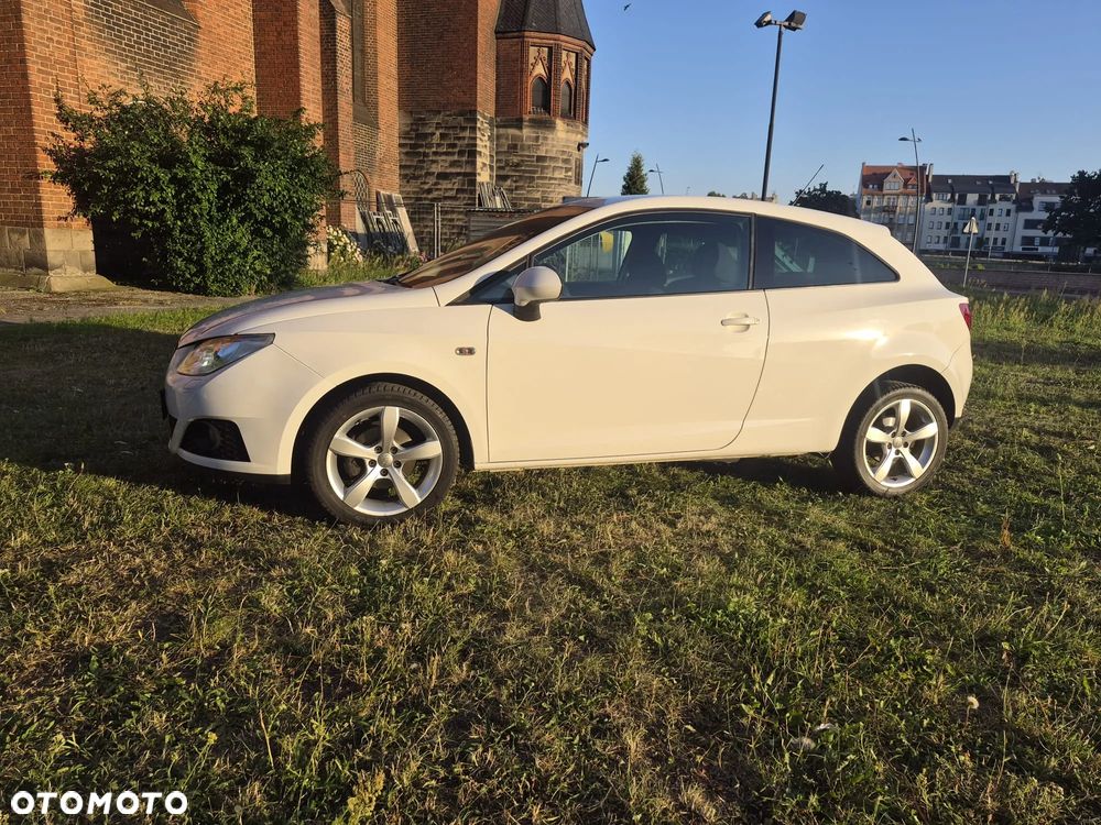 Seat Ibiza SC 1.4 16V SUN - 6