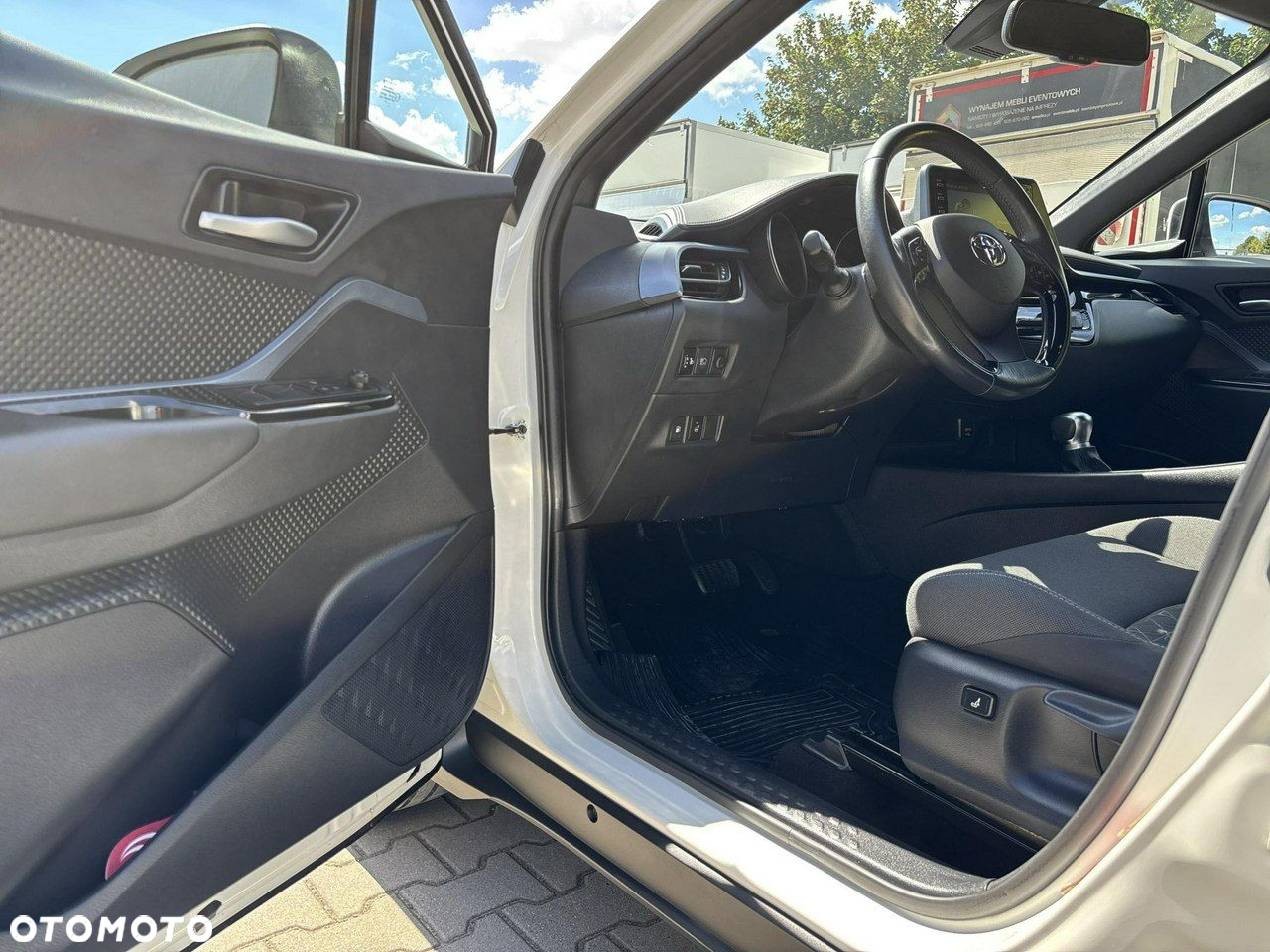 Toyota C-HR - 10