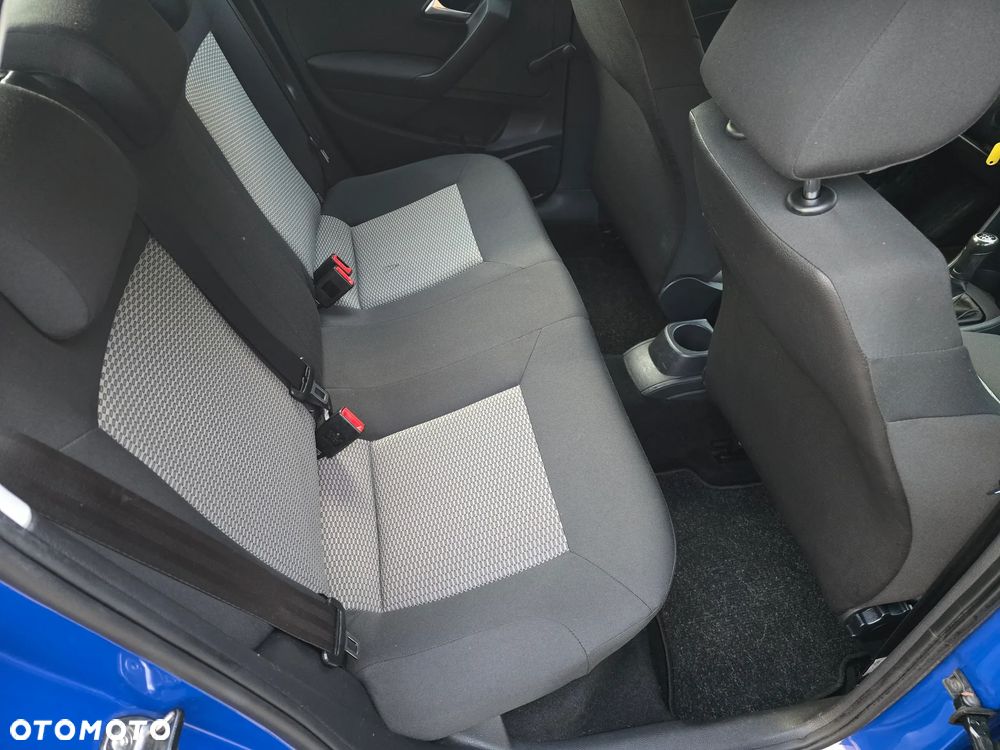 Volkswagen Polo 1.2 Team - 24