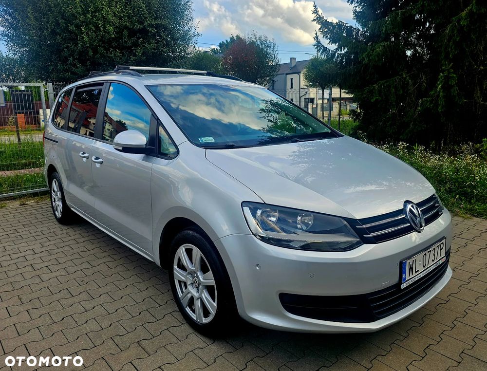 Volkswagen Sharan 2.0 TDI DSG BlueMotion Technology Trendline - 30