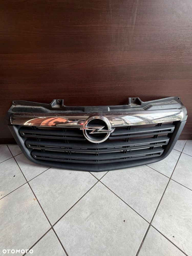 Atrapa grill Opel Movano B 17r 623109857R - 1