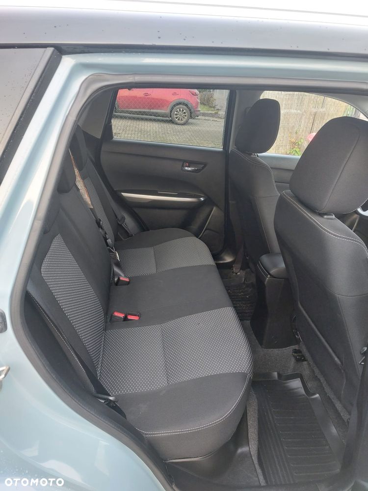 Suzuki Vitara 1.0 Boosterjet Premium 2WD - 10