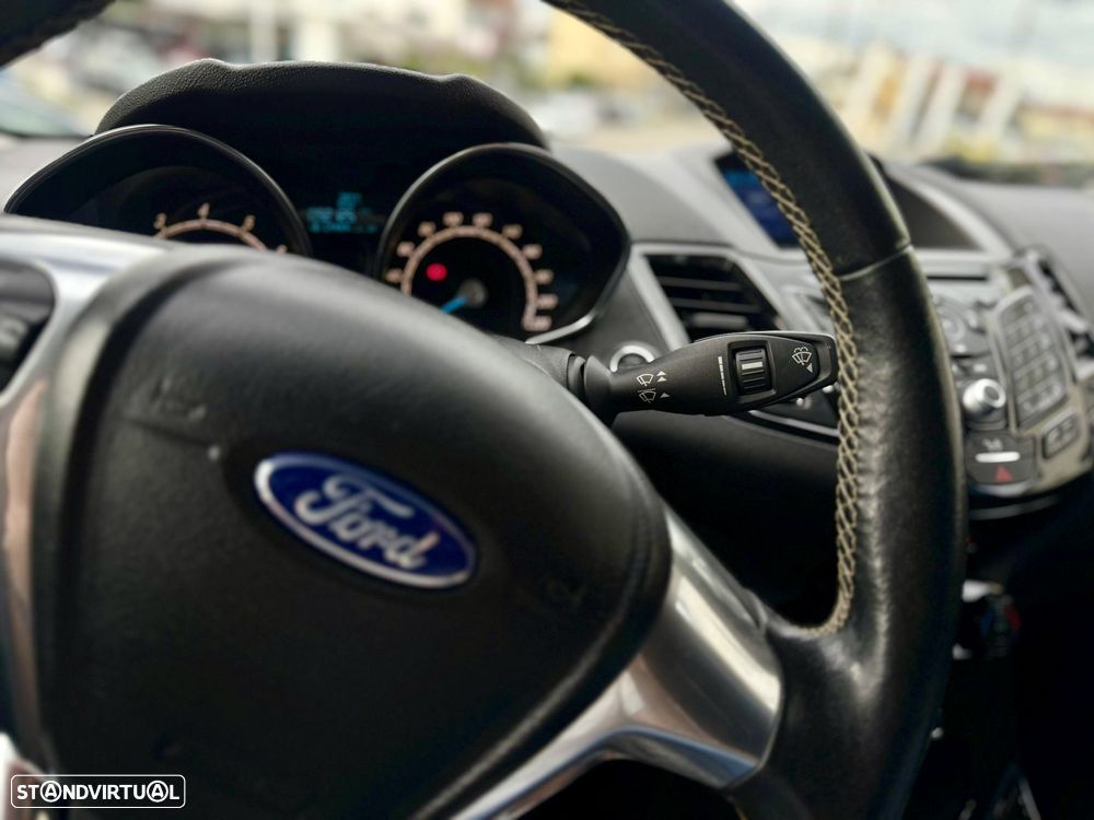 Ford Fiesta 1.0 EcoBoost Connected - 21