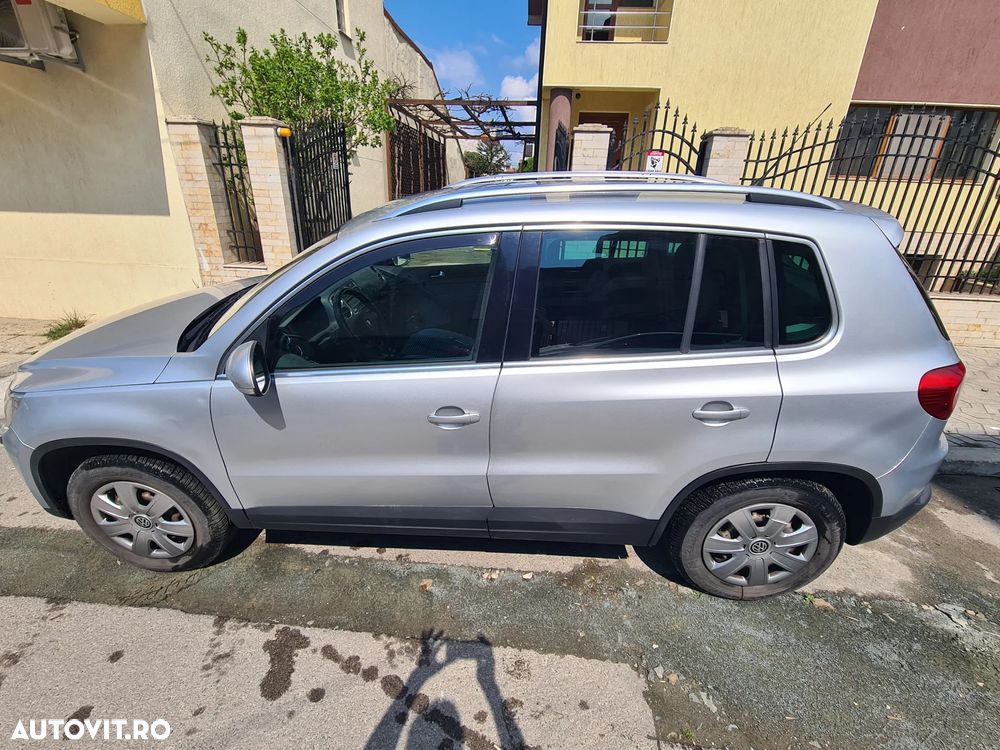 Volkswagen Tiguan - 2
