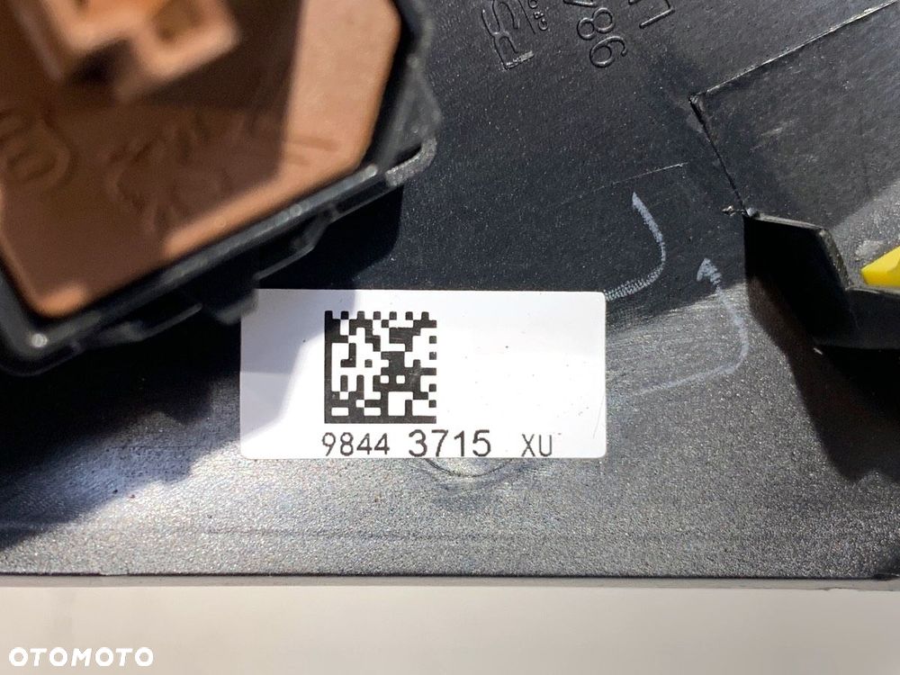 LISTWY DEKOR  OPEL CORSA F 2019 - 2022 1.2 (68) 74 kW [101 KM] benzyna 2019 - 2022 39176073 - 10