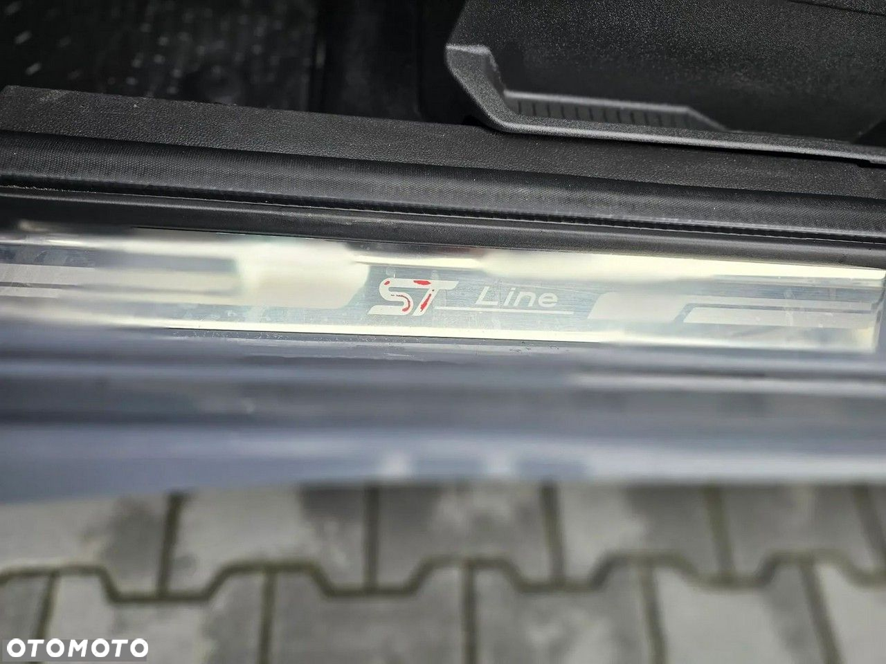 Ford Kuga 2.0 TDCi FWD ST-Line - 29