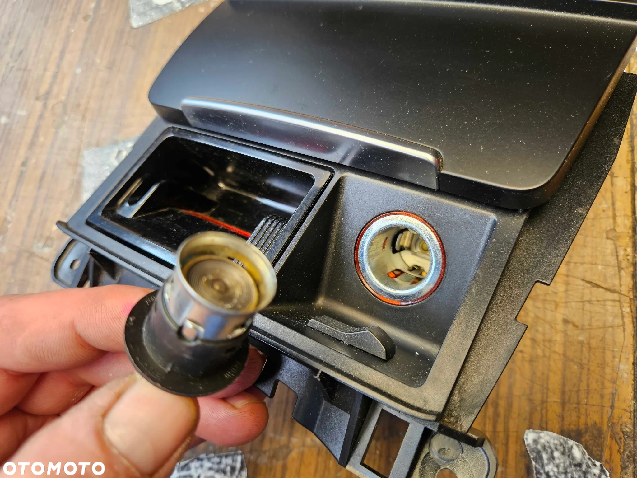 Popielniczka 8K0857951 Klapka Zapalniczka Wklad Czarna Audi A4 B8 A5 Q5 - 38