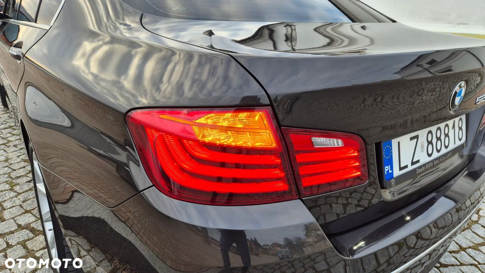 BMW Seria 5 520d Luxury Line - 33