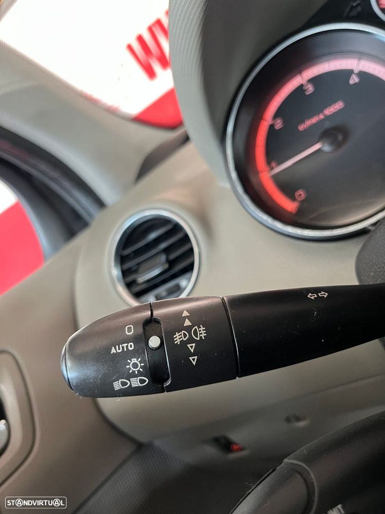 Peugeot 308 1.6 HDi Executive - 16