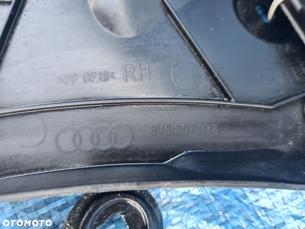 KOMPLET ślizgów zderzaka tył AUDI A3 8V5 SEDAN ślizg lewy prawy - 5