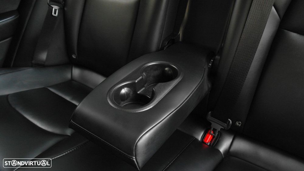 Tesla Model 3 Long Range Tração Traseira - 28