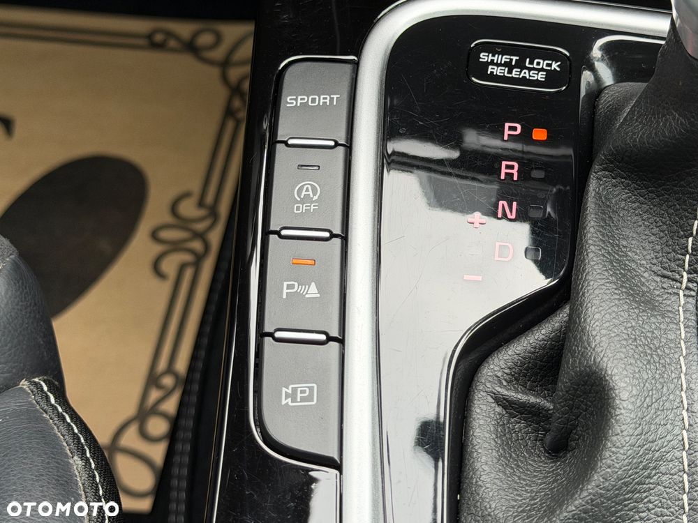 Kia ProCeed 1.5 T-GDI DCT7 OPF GT LINE - 36