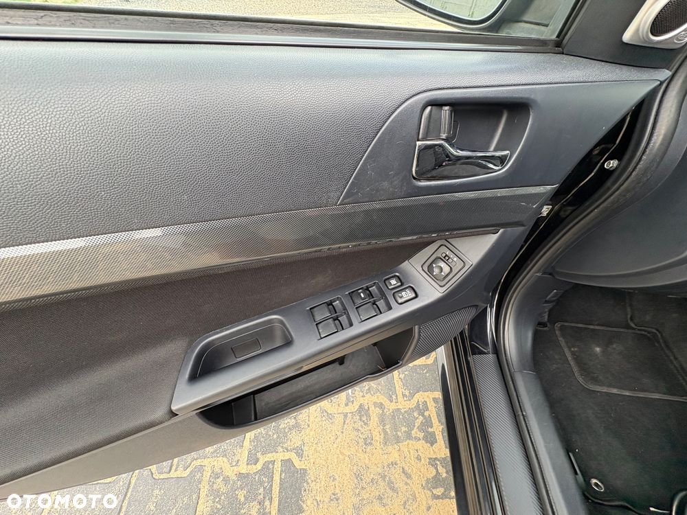 Mitsubishi Lancer 1.8 Clear Tec CVT Plus - 25