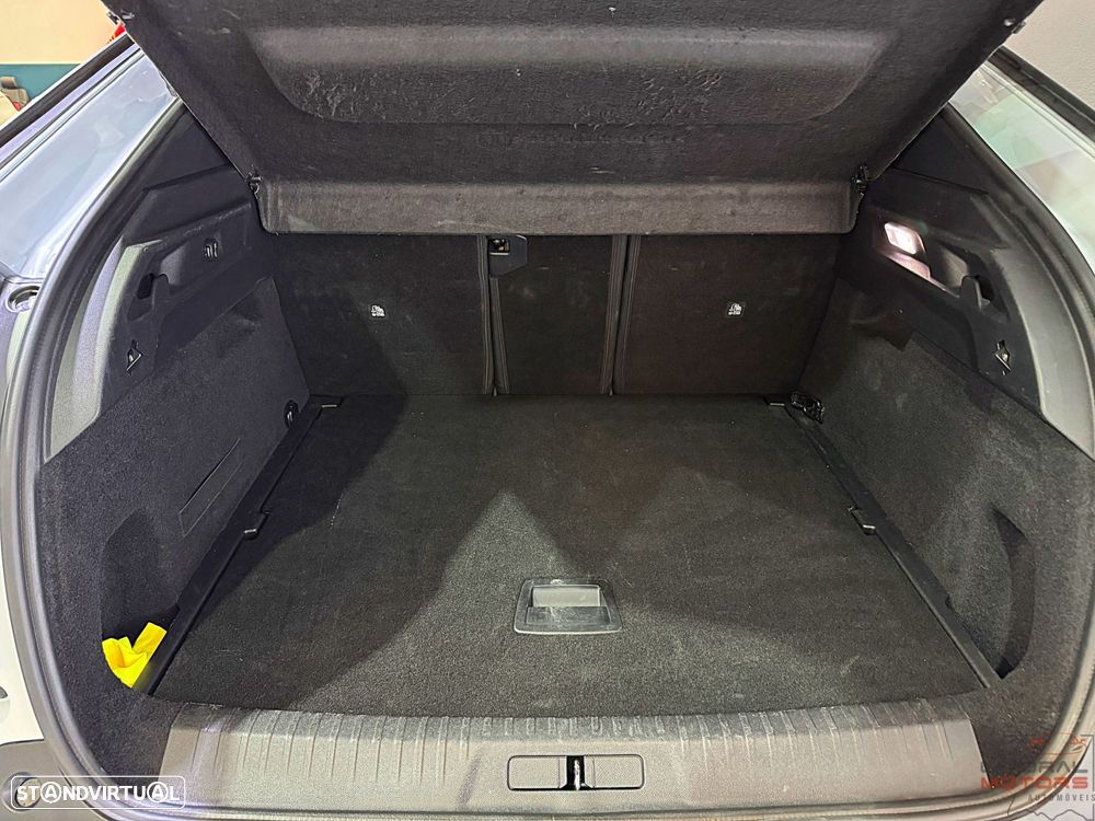 Peugeot 3008 1.2 Hybrid Allure Pack e-DCS6 - 10