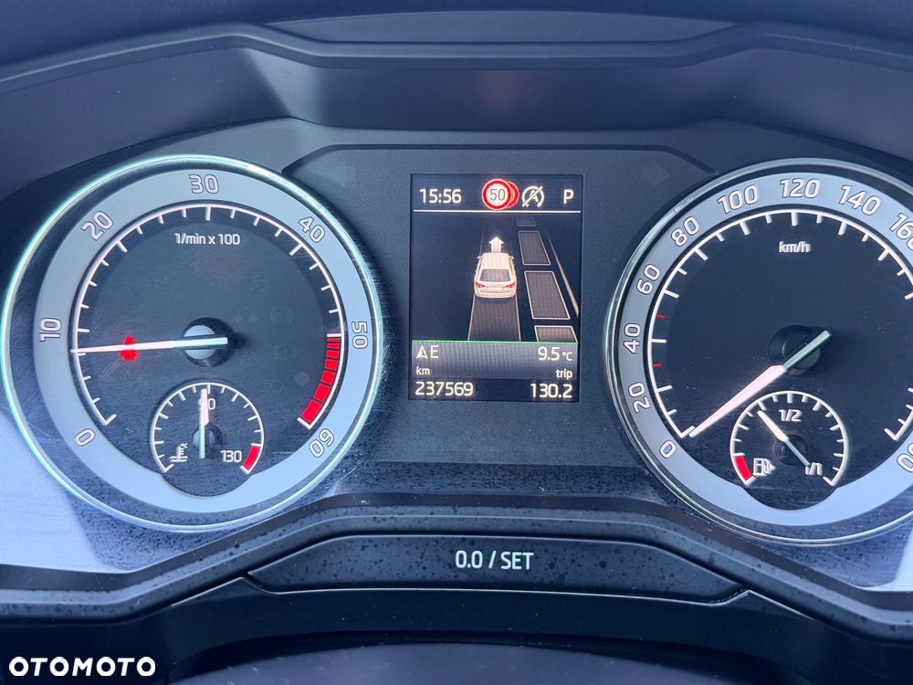 Skoda Superb 2.0 TDI L&K DSG7 - 24