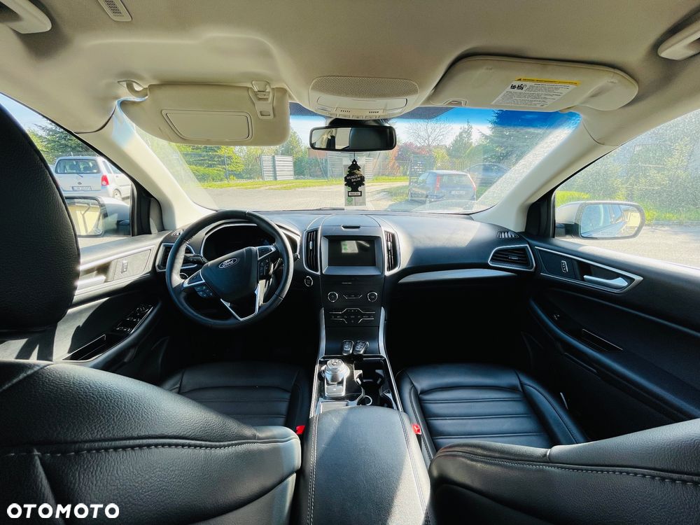 Ford Edge - 8