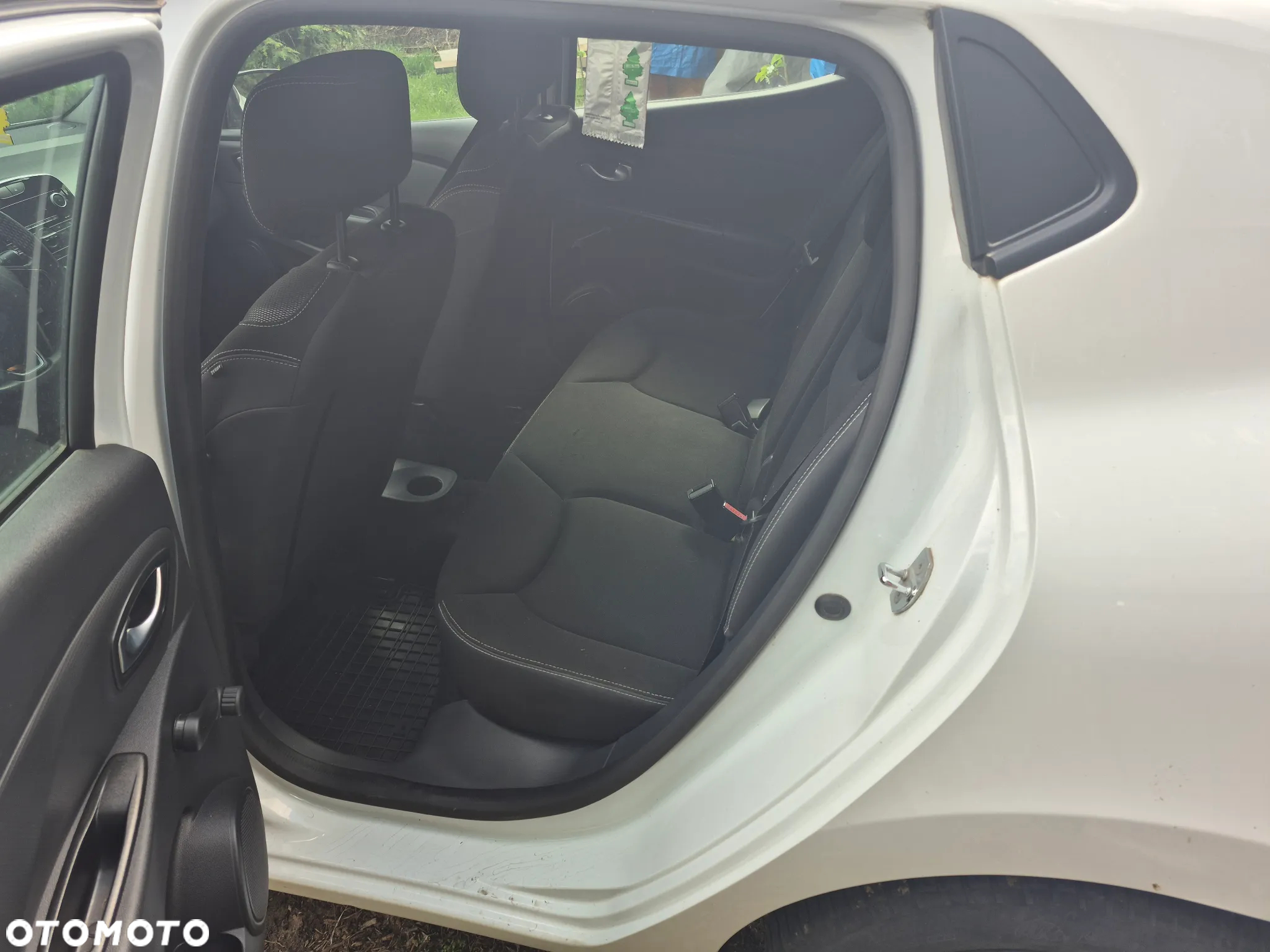 Renault Clio - 8