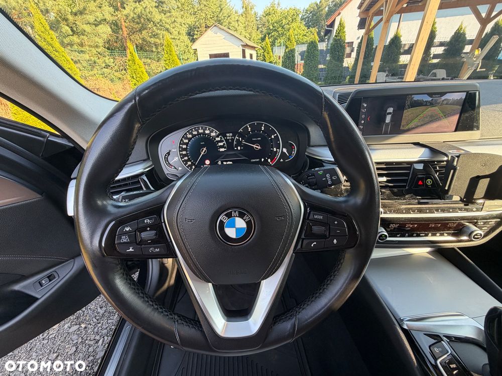 BMW Seria 5 520d - 15