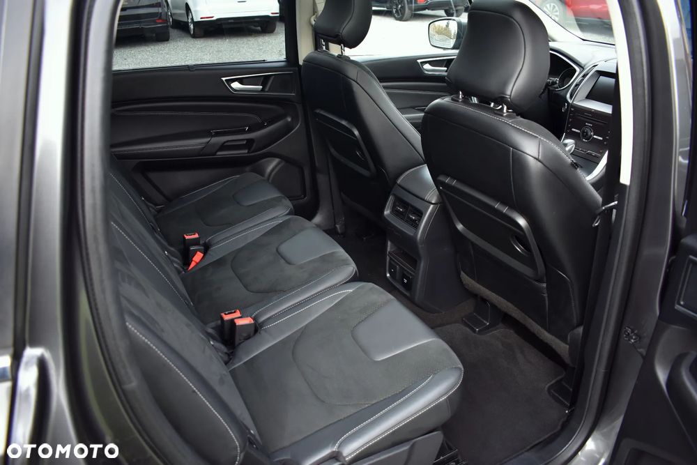 Ford S-Max 2.0 TDCi Titanium PowerShift - 37