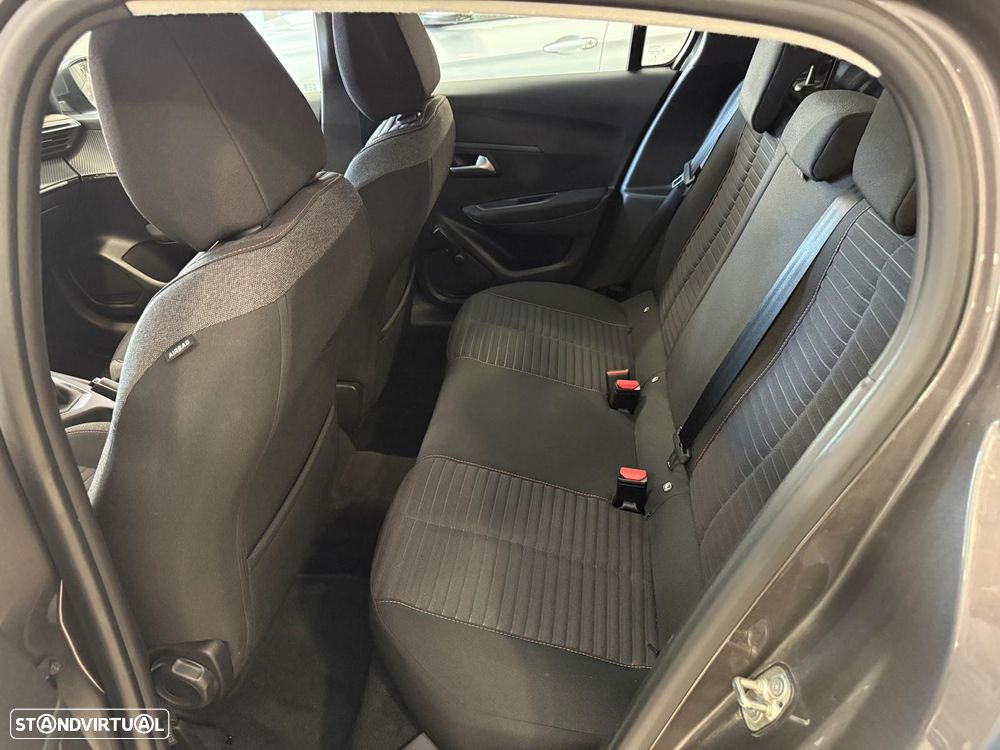 Peugeot 208 1.2 PureTech Active - 6