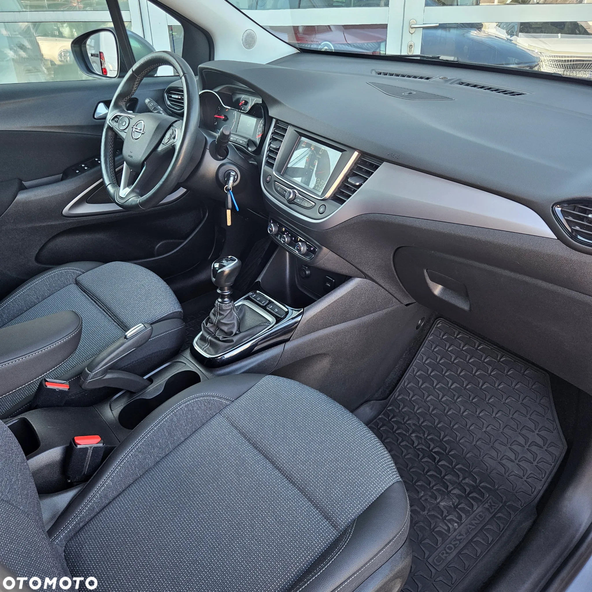 Opel Crossland X 1.2 T Eco Enjoy S&S - 9