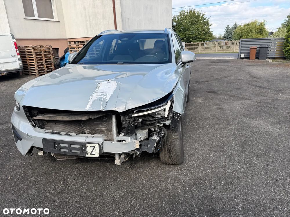 Volvo XC 40 - 2