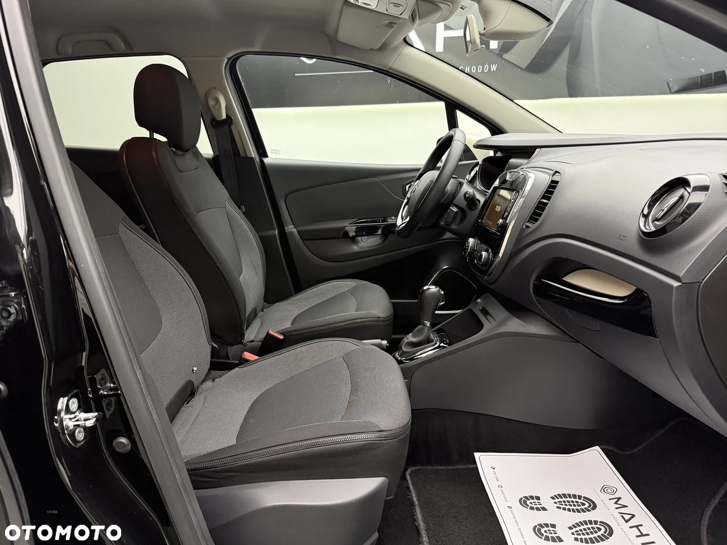 Renault Captur 1.2 TCe Intens EDC - 18
