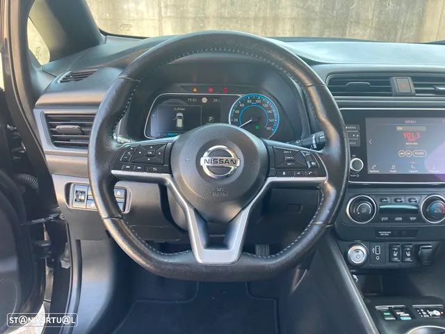 Nissan Leaf 40 kWh 2.ZERO Edition - 13