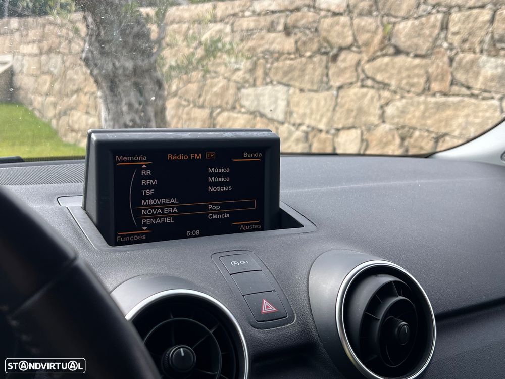 Audi A1 1.6 TDI Advance - 13