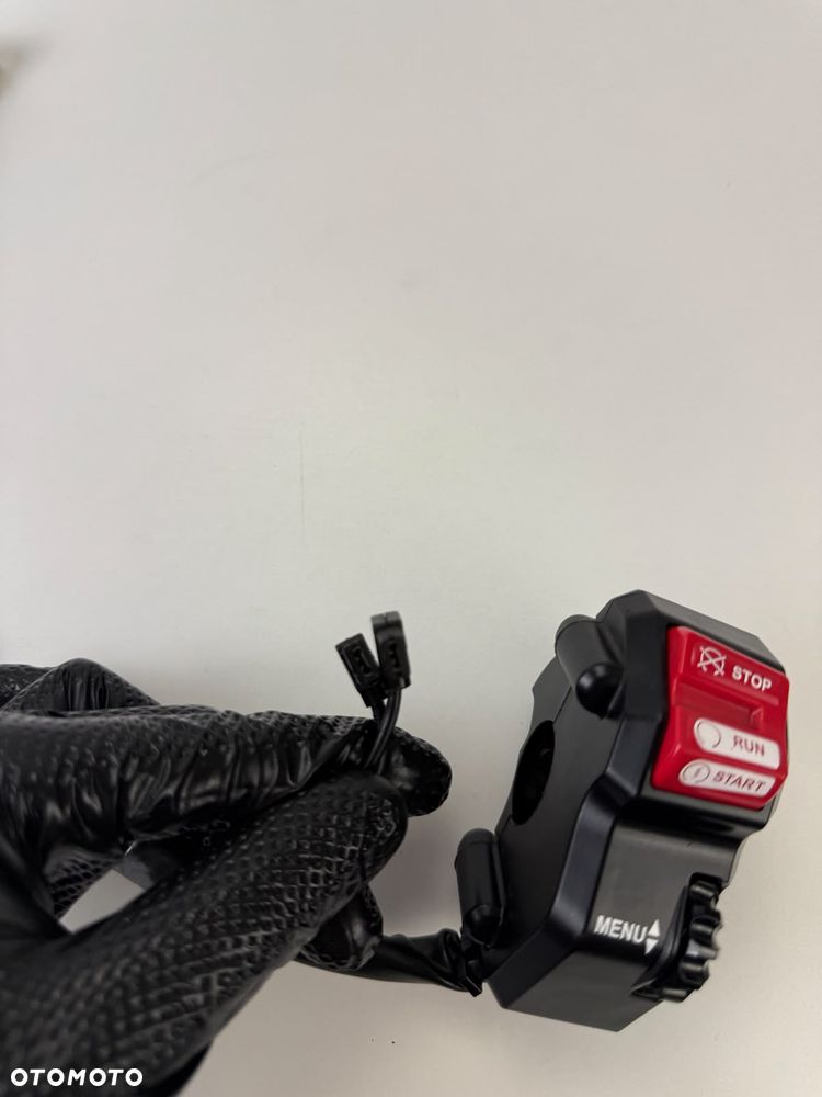 Prawy przełącznik Yamaha MT 125 2024+ - 11